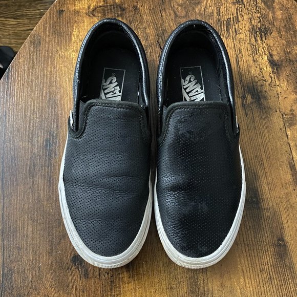 Vans Classic Perforated Black Leather Slip On Sz 7 - Picture 1 of 5